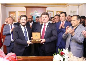 Dinçer görevi devraldı