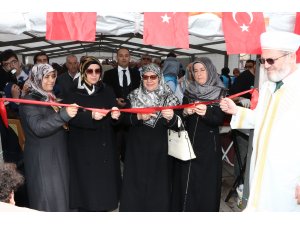 Aksaray'da yardım kermesi açıldı