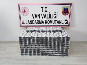 İran sınır hattında 2 bin 500 paket kaçak sigara ele geçirildi