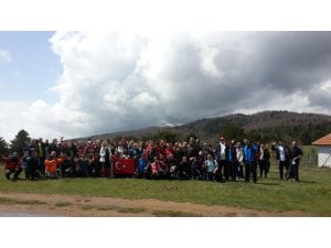 Bahar dönemi doğa yürüyüşleri, Pamukova da yapıldı