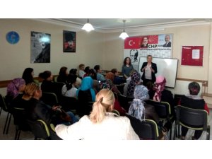 CHP’li kadınlardan üye çalışması