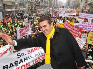Mustafa Sarıgül CHP'ye katılıyor