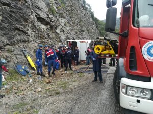 Antalya’da kaza: 3 ölü, 14 yaralı