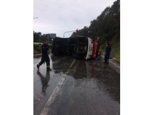 Antalya’da itfaiye ekipleri kaza yaptı: 3 yaralı