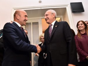 Kılıçdaroğlu, İzmir ve ilçe belediye başkanlarını kabul etti