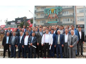 Muhtarlardan Başkan Öküzcüoğlu’na sürpriz ziyaret
