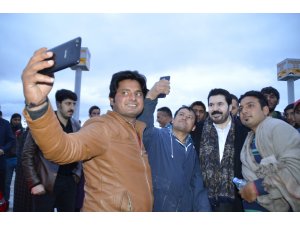 Ağrı'da göçmenler için çadır kuruldu