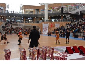 10 Burda’da Sokak Basketbolu Heyecanı