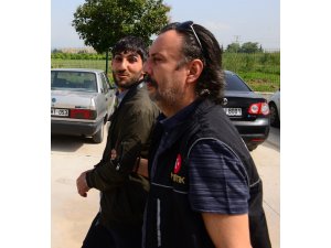 Aranan şahıs uyuşturucu satarken yakalandı