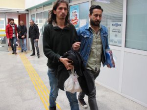 Sosyal medyadan terör örgütü propagandası yapan 2 kişi serbest bırakıldı
