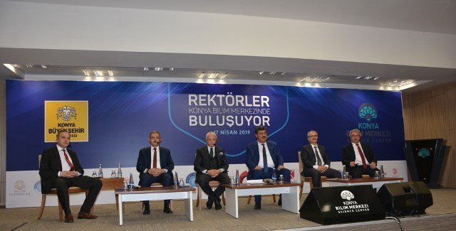 Rektörler lise öğrencileri ile buluştu