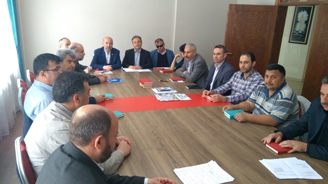 Eğitim-Bir-Sen Toplu Sözleşme’yi çalışıyor