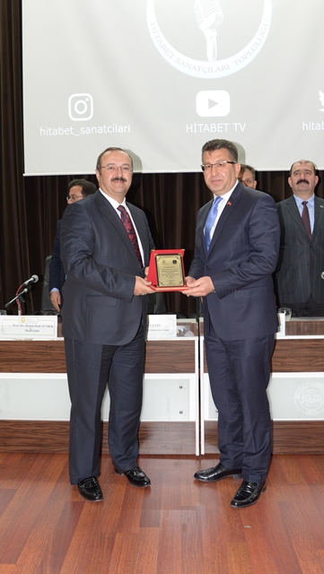 Selçuk'ta "Geleceğe Dokunuş" paneli düzenlendi