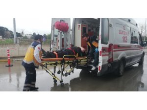 Otomobil ile akülü bisiklet çarpıştı: 1 yaralı