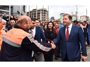 İkinci döneme alkışlarla başlangıç