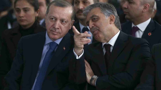 Abdullah Gül, Erdoğan'ı arayıp tebrik etti