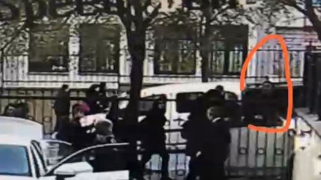 Çirkin olaya sert kınama! TÜRGEV'den kız yurduna saldırı açıklaması!