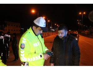 Alkollü yakalandı, yediği para cezasının az olmasına üzüldü