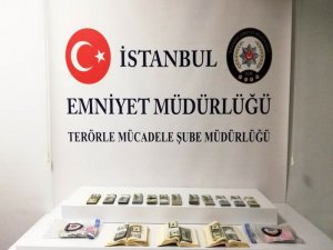 FETÖ’nün sözde ’Fatih imamı’ ve 5 şüpheli yüklü miktarda dolarla yakalandı