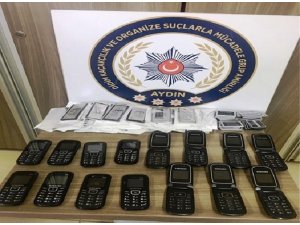 Aydın’da kaçak cep telefonu operasyonu: 3 gözaltı