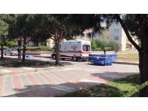 Cinnet getiren genç dehşet saçtı: 3 ölü