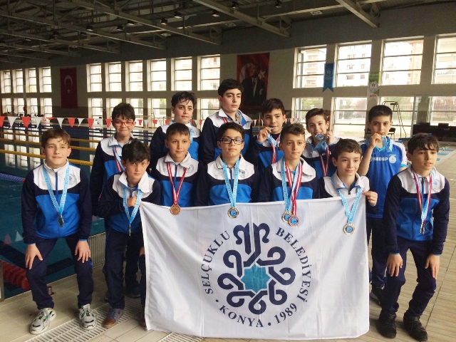 Selçuklu Belediyespor’dan yüzmede bronz madalya