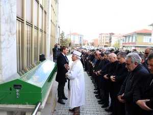 Sağlık Bakanı Koca Ağralı'nın ağabeyinin cenazesine katıldı