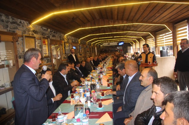 Tutal, Muhtarlarımız, gören gözümüz, tutan elimiz olacak