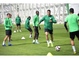 Atiker Konyaspor, MKE Ankaragücü maçı hazırlıklarını sürdürüyor