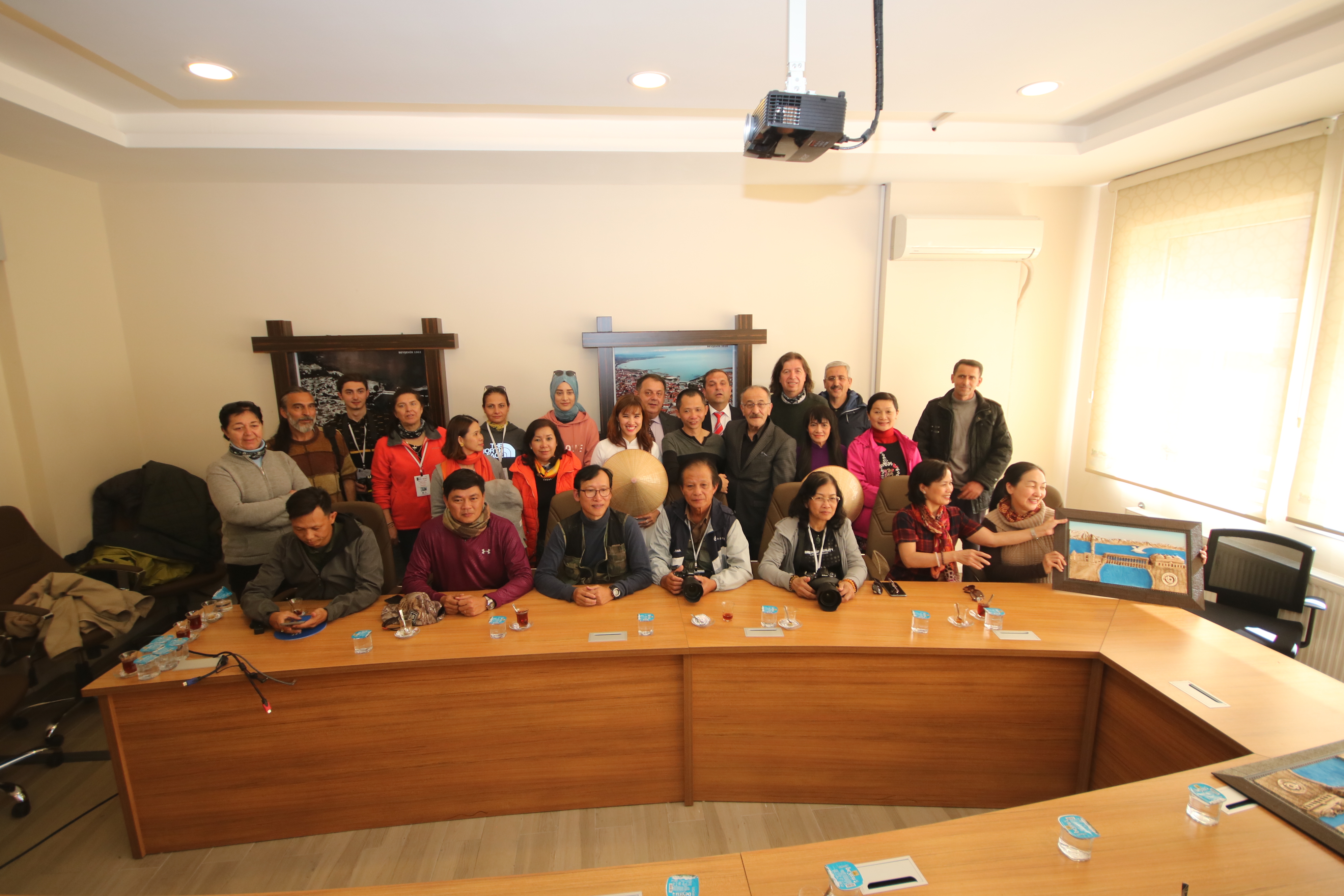 Vietnamlı fotoğrafçılar Beyşehir’de