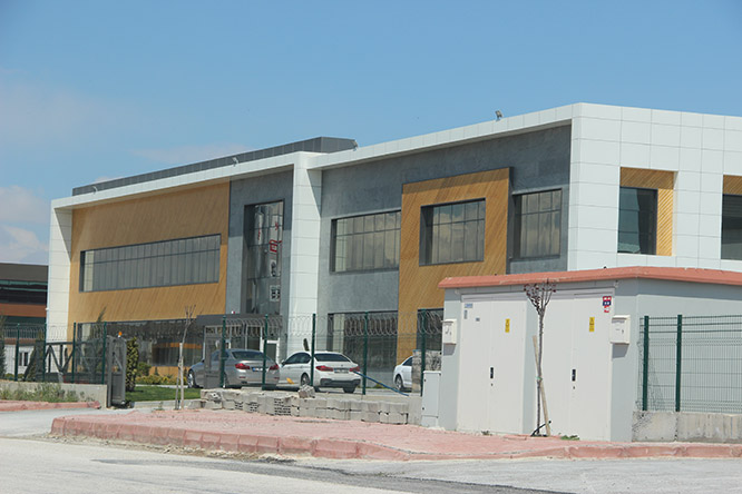 Konya'da fabrikada hidrolik makinesi patladı: 1 ölü