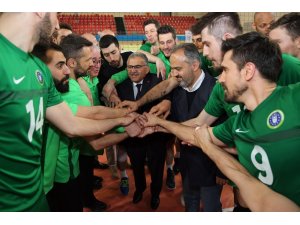 Efeler kayıpsız geçti