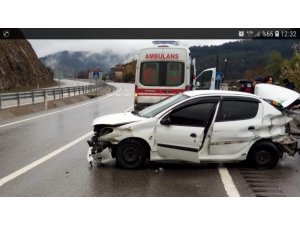 Devrek’te trafik kazası: 4 yaralı