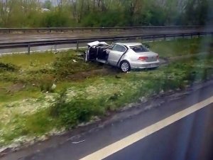 TEM’deki kazada anne öldü, baba ve çocuk yaralı