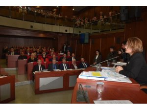 İzmit’te yeni dönemin ilk meclis toplantısı yapıldı