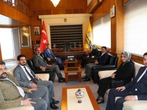 Leyla Şahin Usta'dan Altay'a "hayırlı olsun" ziyareti