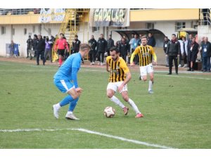 Bayburt Grup Özel İdarespor şampiyon oldu