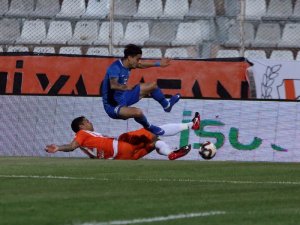 Spor Toto 1. Lig: Adanaspor: 0 - Adana Demirspor: 0 (İlk yarı sonucu)