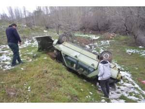 Takla atan otomobil dere yatağına uçtu: 1 yaralı