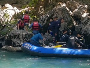 Irmakta kaybolan üniversiteli gençten kötü haber