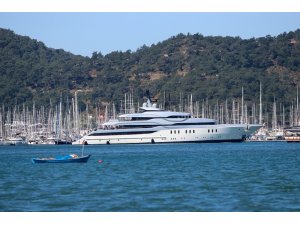 ’Tango’ isimli yat Fethiye’den 160 bin litre yakıt aldı