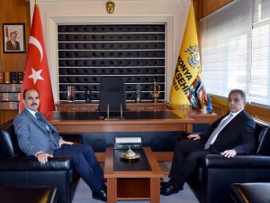 Vali Toprak'tan Altay’a ziyaret