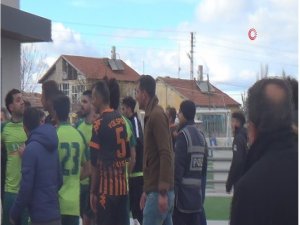 Şampiyonluk iddiası bitti, arbede çıktı