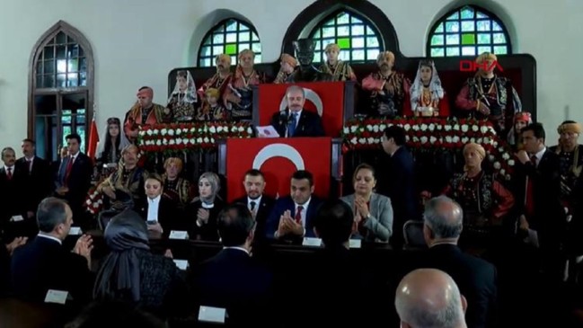 23 Nisan kutlanıyor... Tarihi Meclis binasında önemli mesajlar!