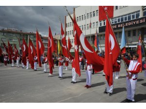 23 Nisan Ulusal Egemenlik ve Çocuk Bayramı kutlanıyor