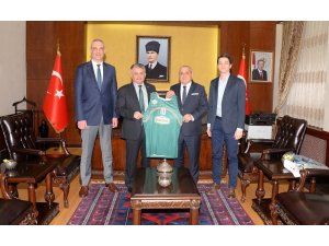 Banvitspor’dan Vali Yazıcı’ya ziyaret