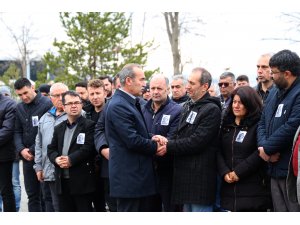 Vefat eden öğretim görevlisi son yolculuğuna uğurlandı