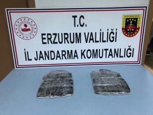 Erzurum’da yarım milyon liralık reçine esrar ele geçirildi