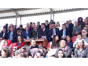 23 Nisan Ulusal Egemenlik ve Çocuk Bayramı kutlanıyor