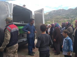 Eşi tarafından öldürülen hamile kadın toprağa verildi